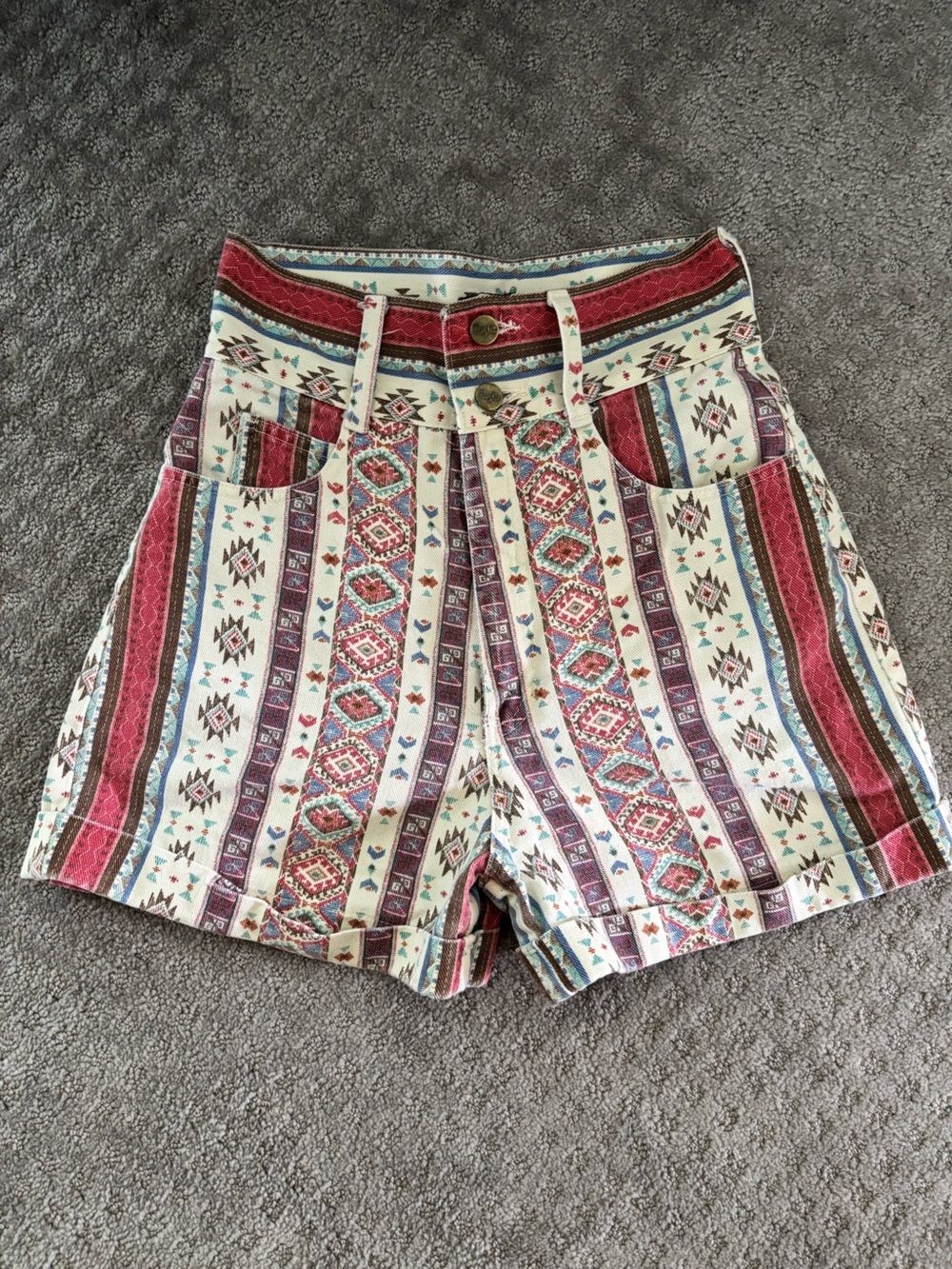 Vintage High-Waist Aztec Print Women’s Shorts